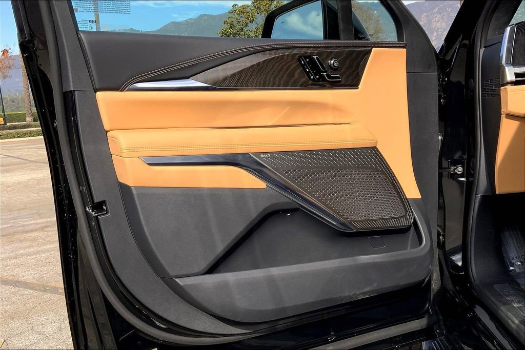 New 2025 Cadillac Escalade IQ Luxury 2 image 11