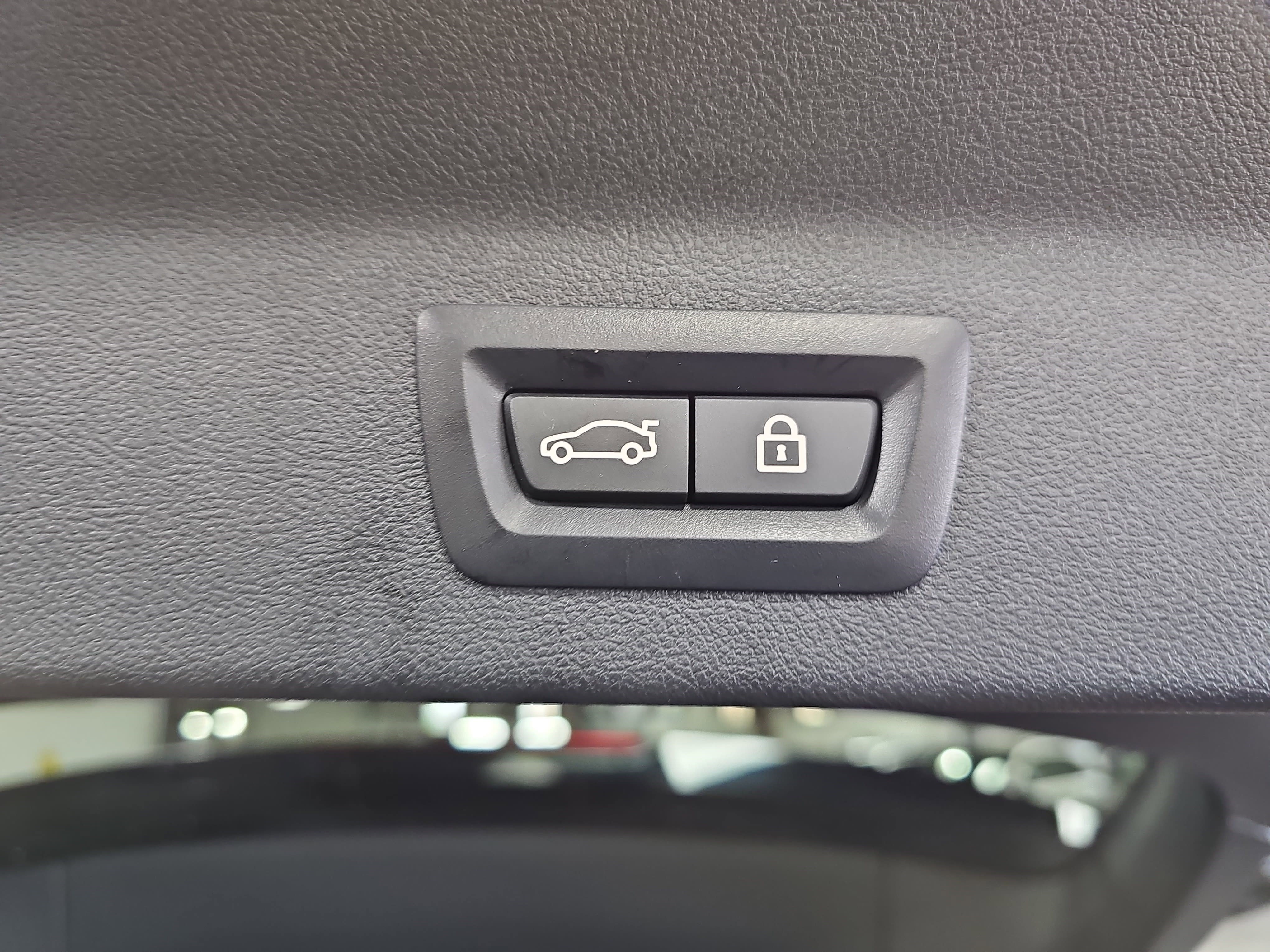 Used 2023 BMW X3 sDrive30i w/ Convenience Package image 14