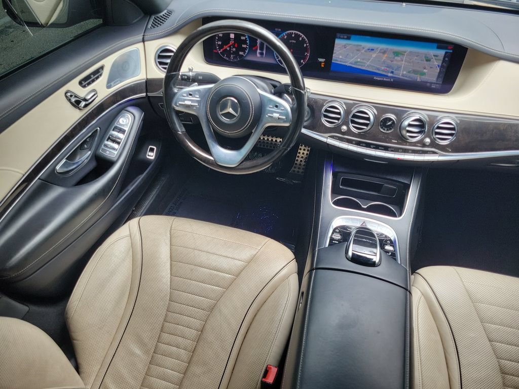 Used 2018 Mercedes-Benz S 560 Sedan image 20