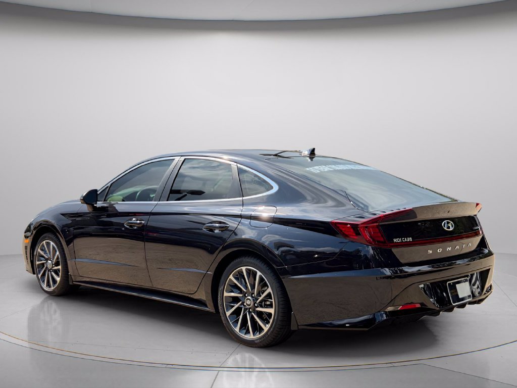 Used 2023 Hyundai Sonata Limited FWD image 6