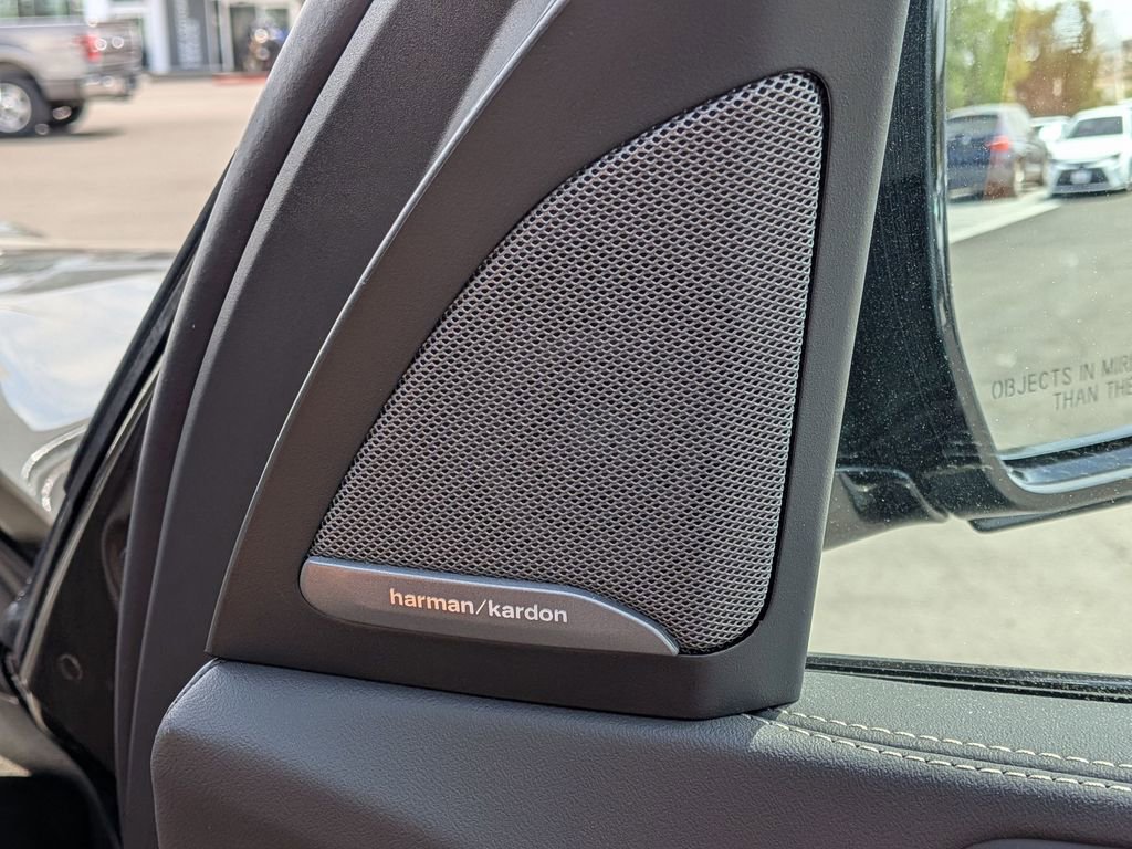 New 2026 BMW X5 xDrive50e image 13