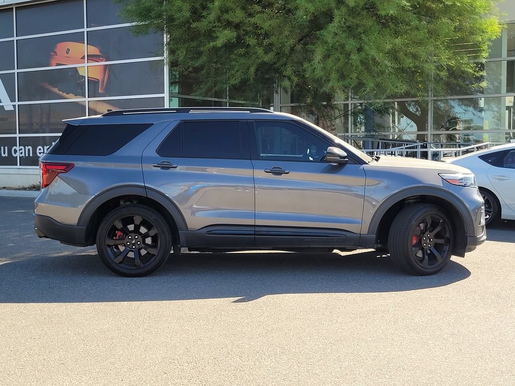 Used 2022 Ford Explorer ST w/ Equipment Group 401A AWD/4WD image 4