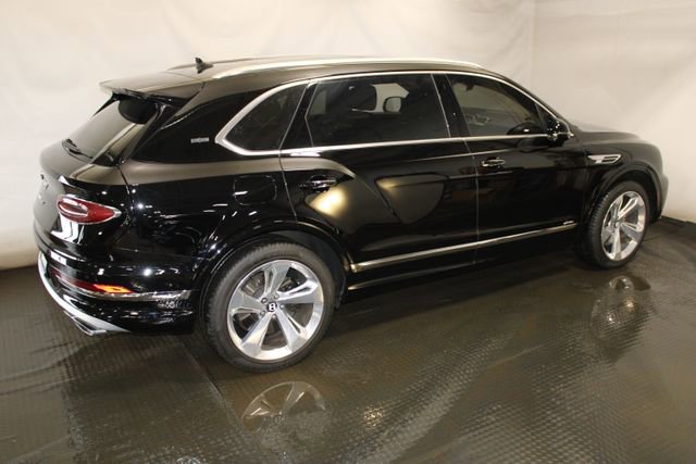 Used 2023 Bentley Bentayga Extended Wheelbase image 5