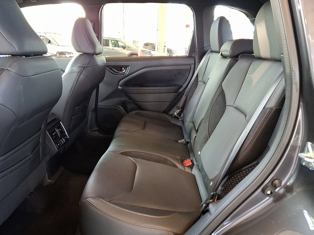 New 2026 Subaru Forester Touring AWD/4WD image 9