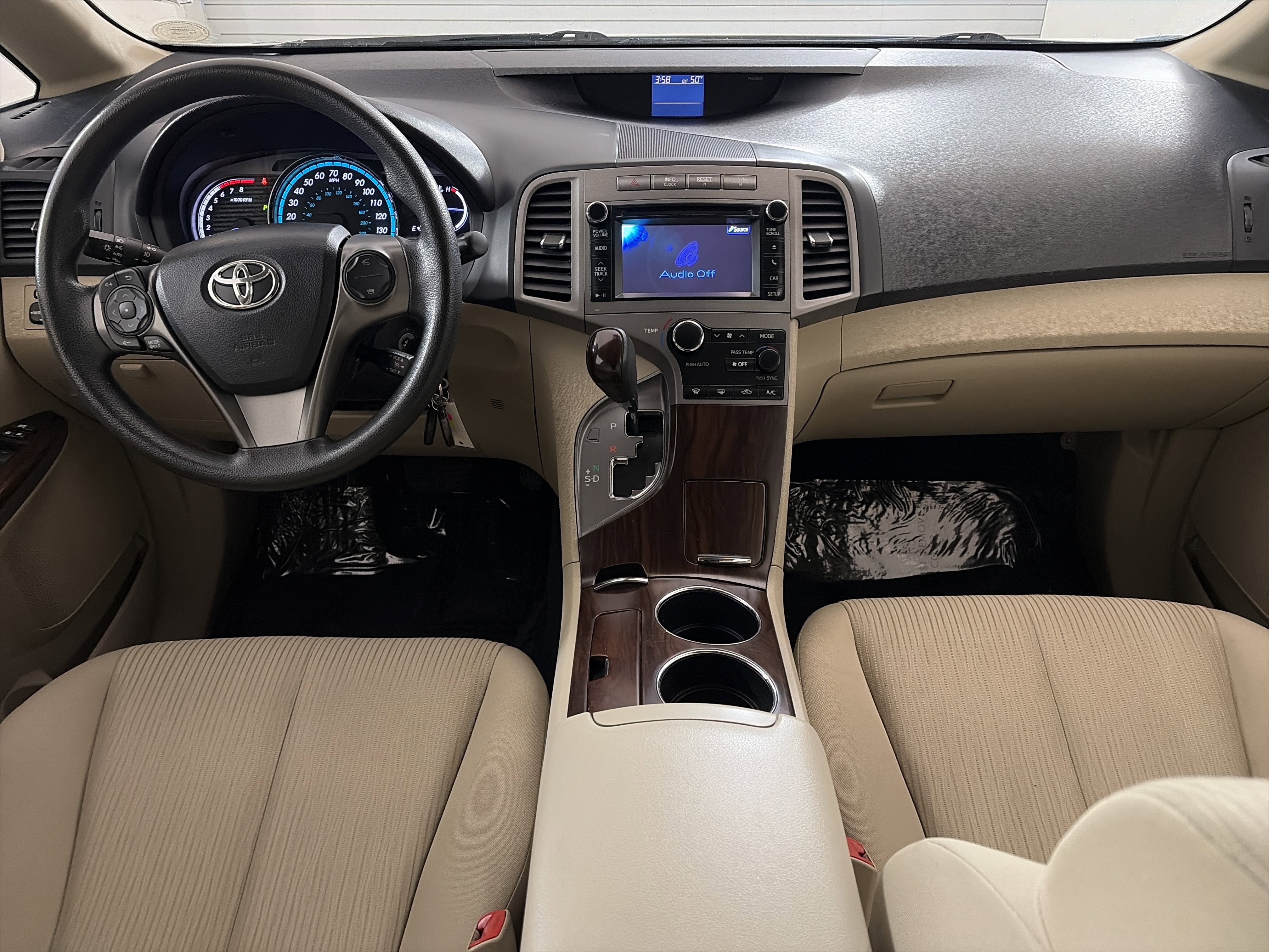 Used 2013 Toyota Venza LE image 16