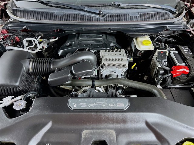 Used 2022 Jeep Wagoneer Series III w/ Premium Group I image 32