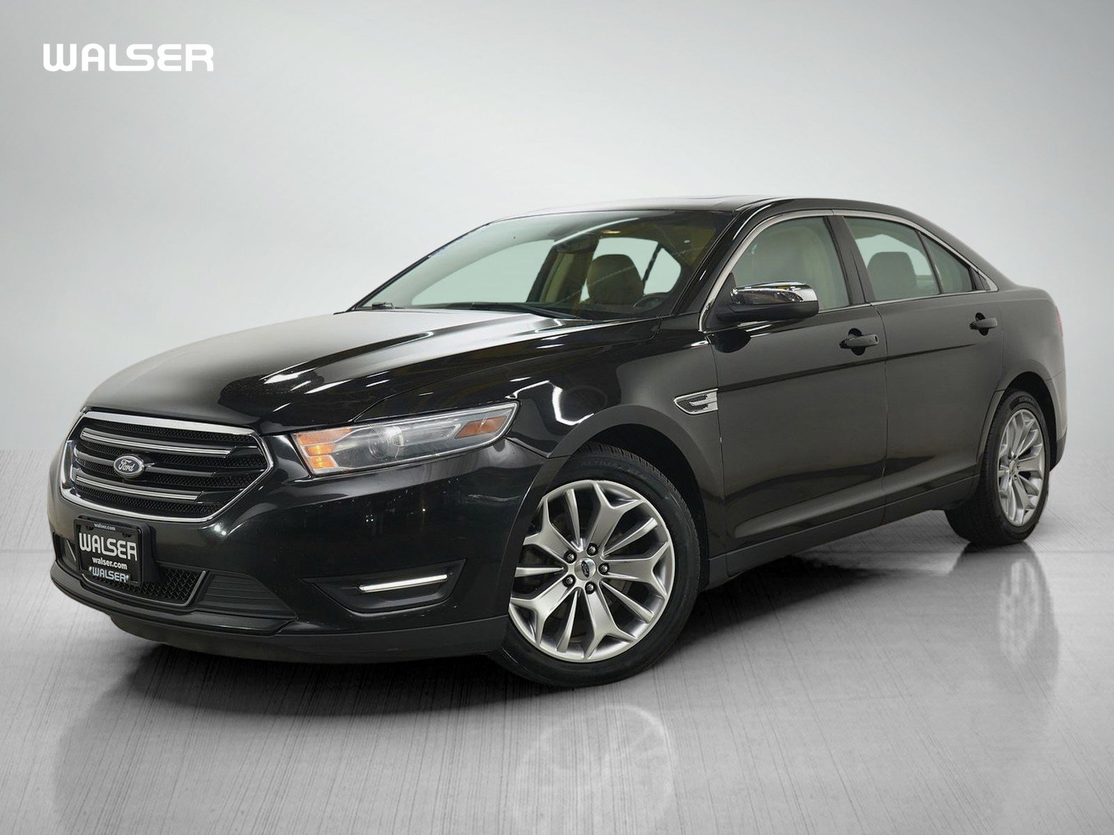 Used 2015 Ford Taurus Limited FWD image 1