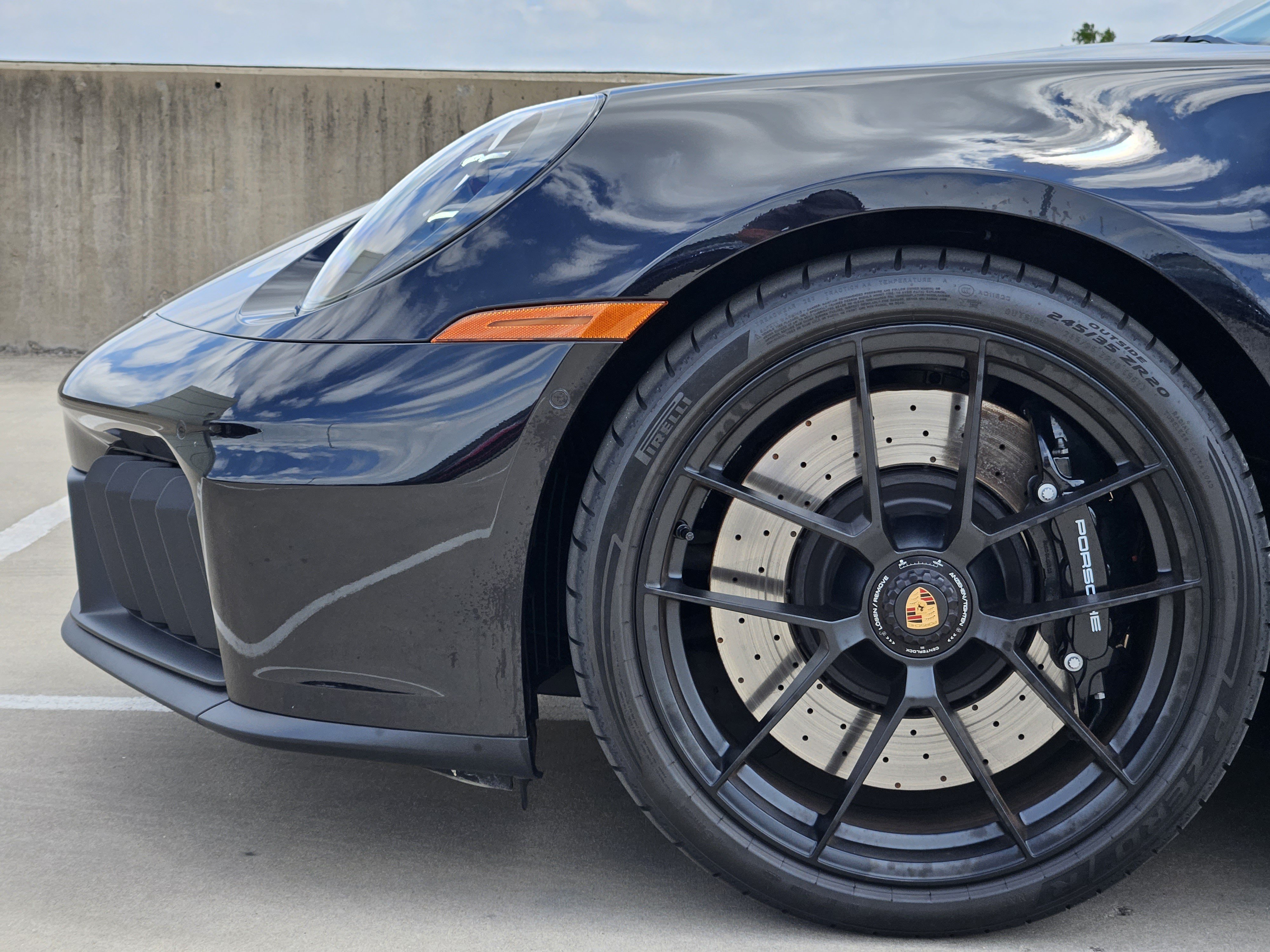 Certified 2026 Porsche 911 Targa 4 GTS AWD/4WD image 13