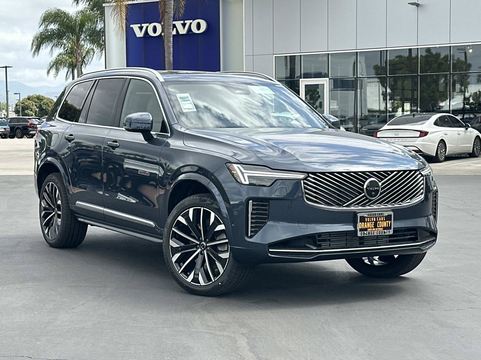 New 2026 Volvo XC90 T8 Plus w/ Protection Package Premier
