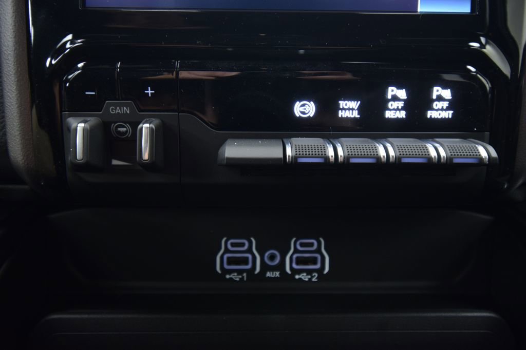 New 2026 RAM 3500 Big Horn image 24