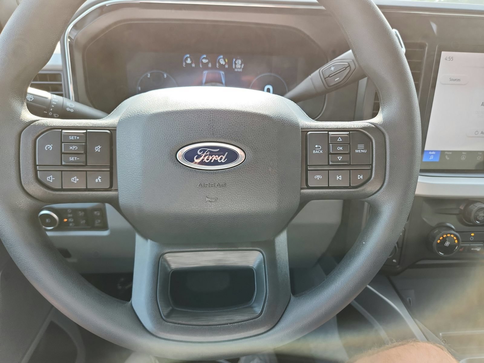 New 2026 Ford F250 XLT w/ XLT Premium Package AWD/4WD image 15