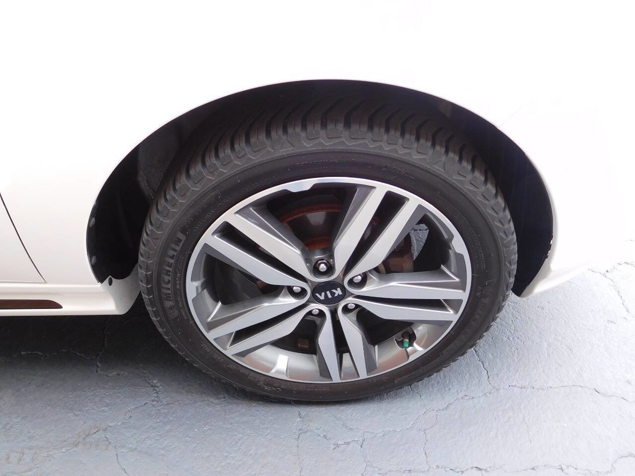 Used 2016 Kia Soul + w/ Soulful Package image 15