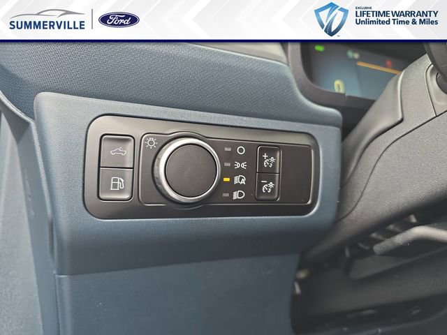 New 2026 Ford Maverick XL image 27