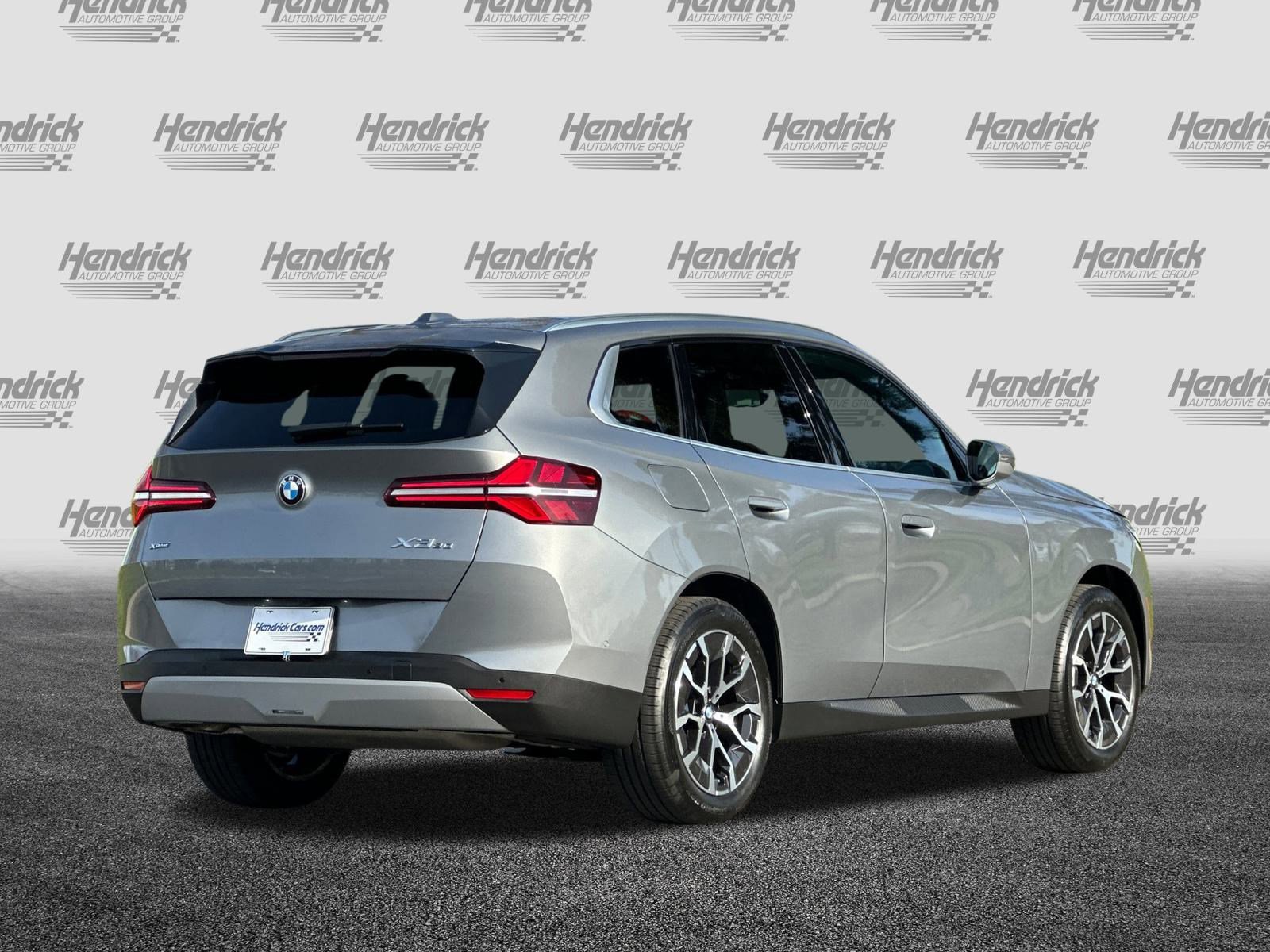 Used 2025 BMW X3 xDrive30i w/ Convenience Package image 5