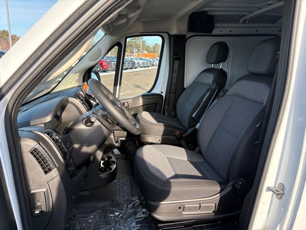 New 2026 RAM ProMaster 1500 w/ Premium Convenience Group FWD image 8