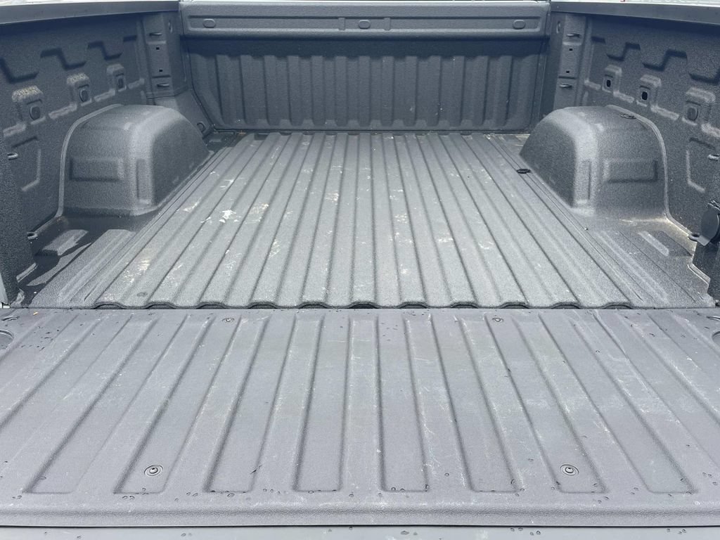 New 2026 Chevrolet Silverado 1500 Custom RWD image 12