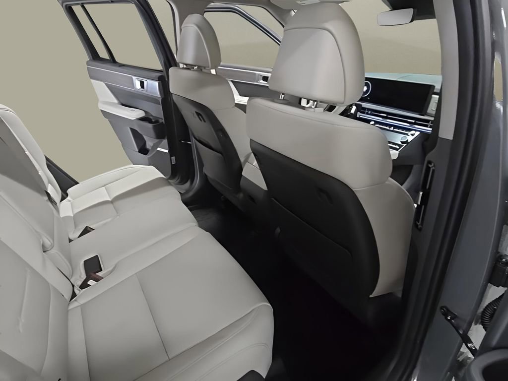 New 2026 Hyundai Santa Fe Limited AWD/4WD image 17