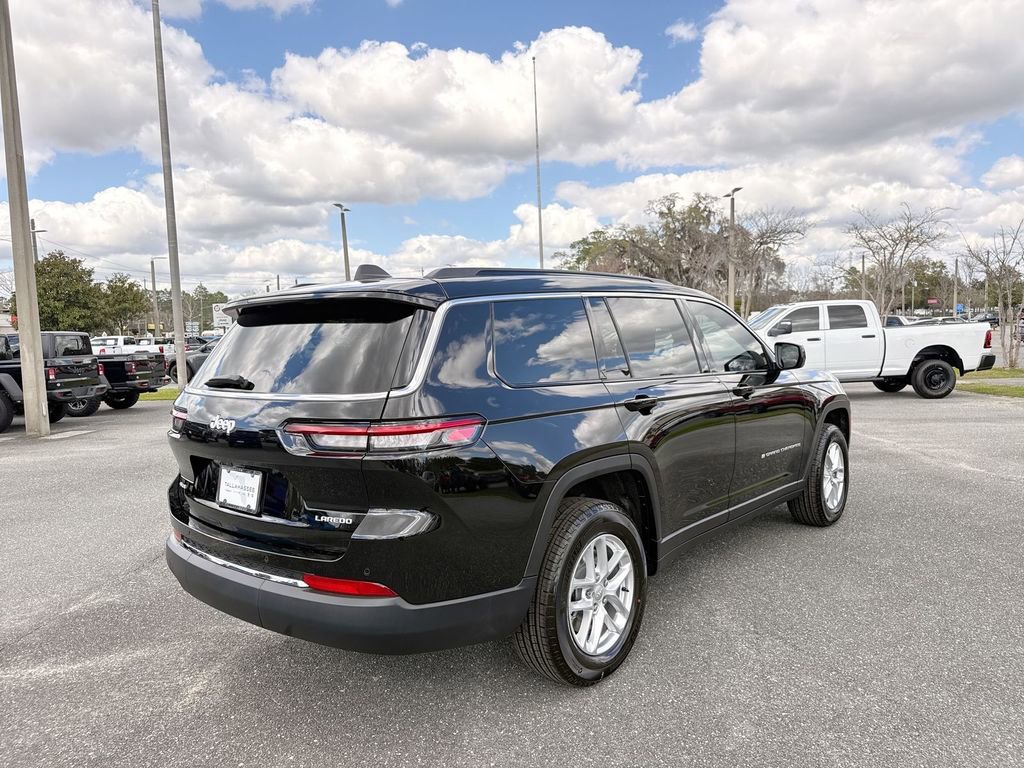 New 2026 Jeep Grand Cherokee L Laredo image 3