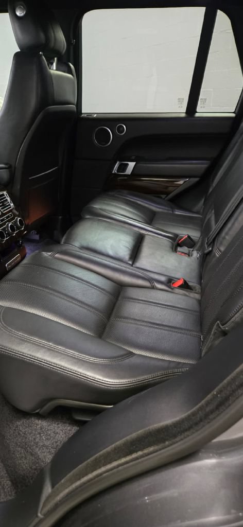 Used 2015 Land Rover Range Rover Supercharged AWD/4WD image 11