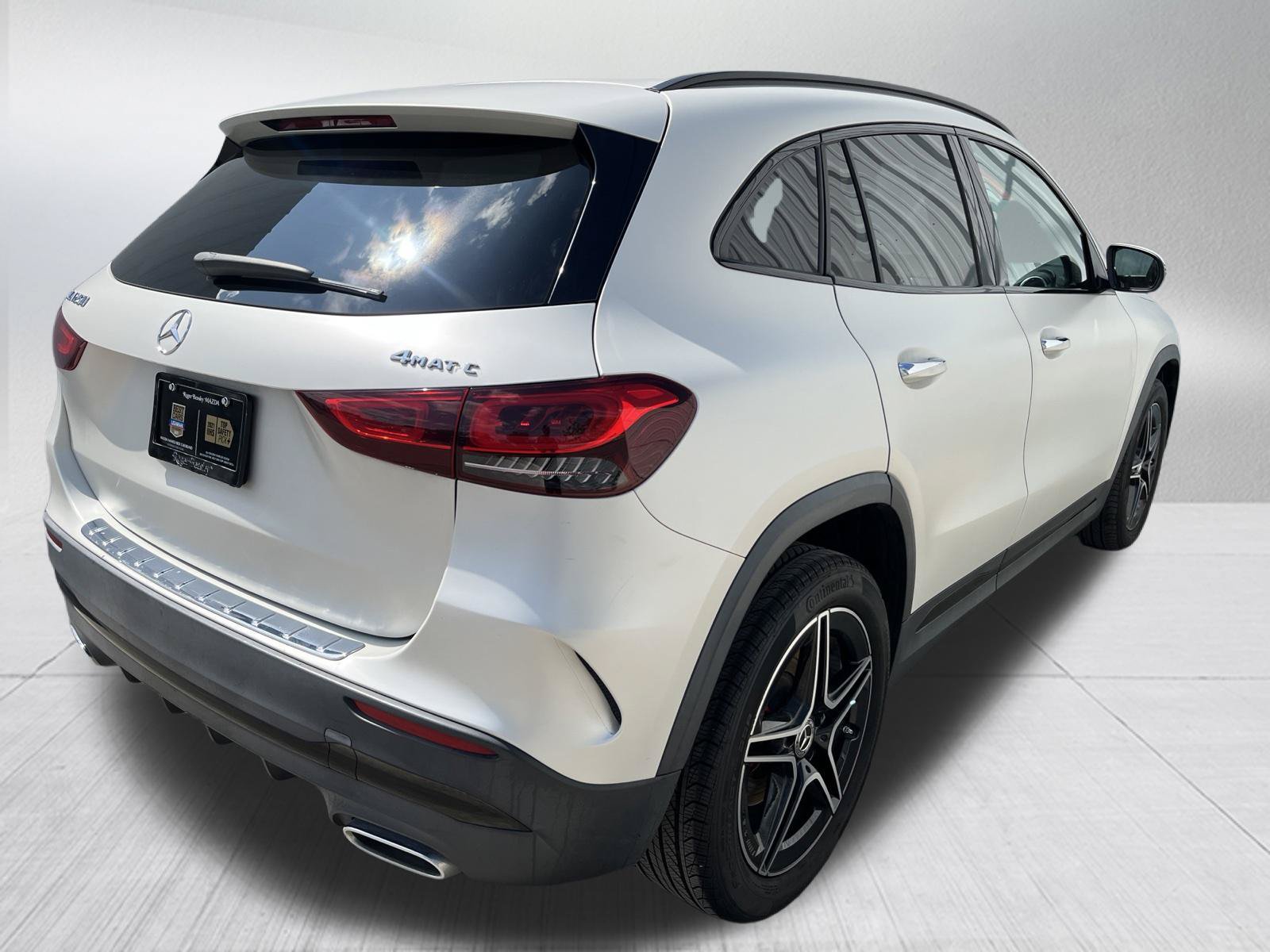 Used 2022 Mercedes-Benz GLA 250 4MATIC image 9