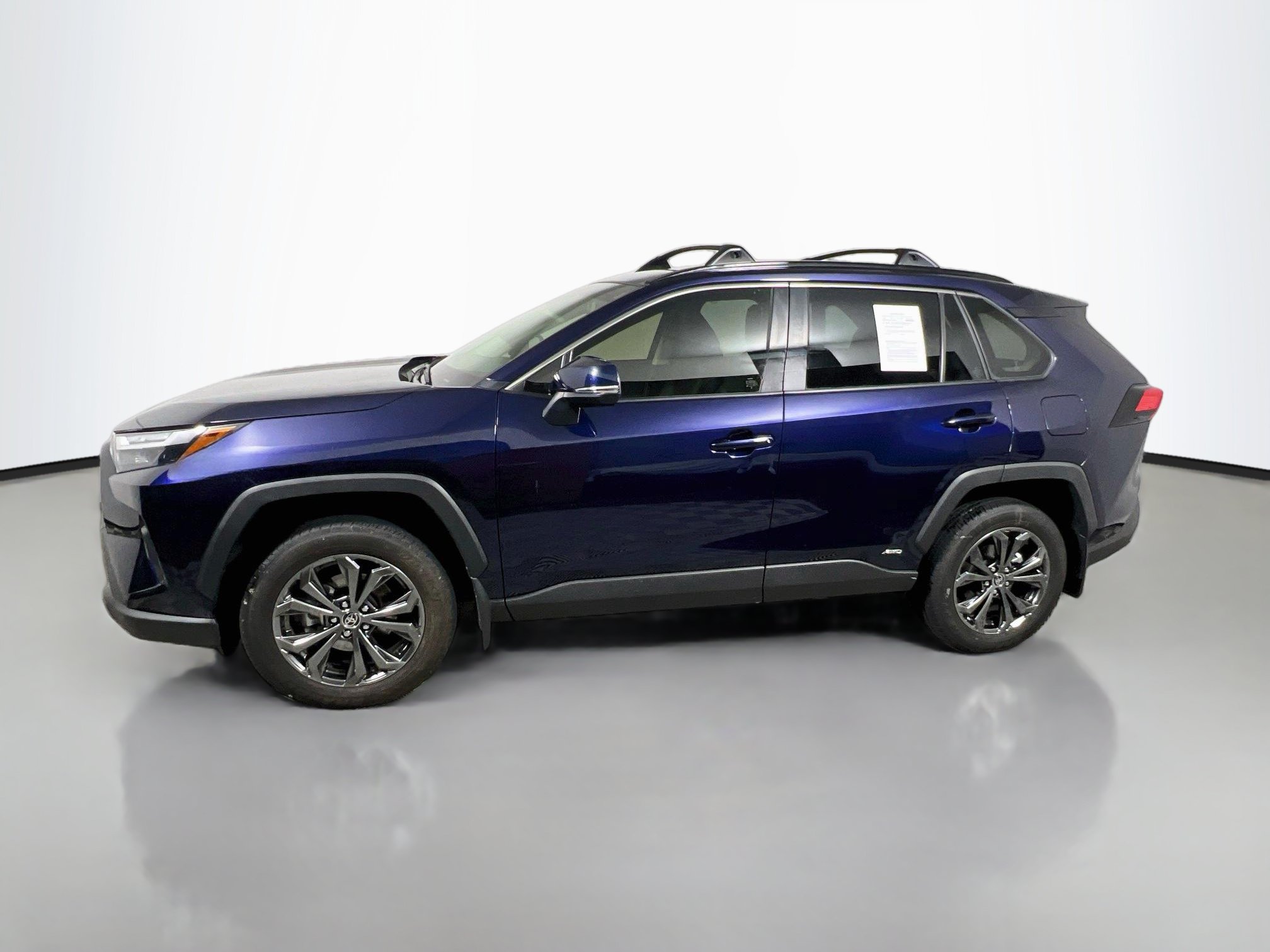 Used 2025 Toyota RAV4 XLE Premium w/ Weather Package AWD/4WD image 9