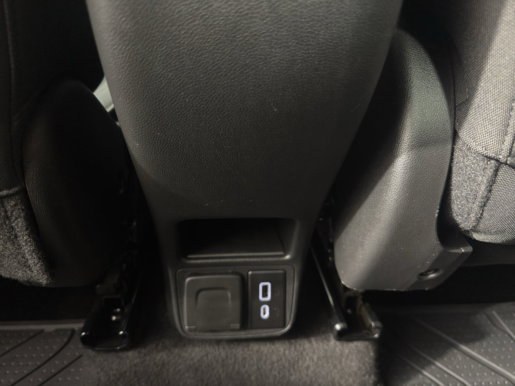 Used 2023 Chevrolet TrailBlazer RS w/ Convenience Package image 33