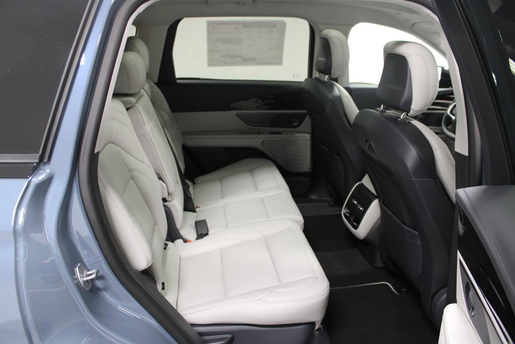 New 2026 Lincoln Nautilus Premier w/ Equipment Group 102A image 31