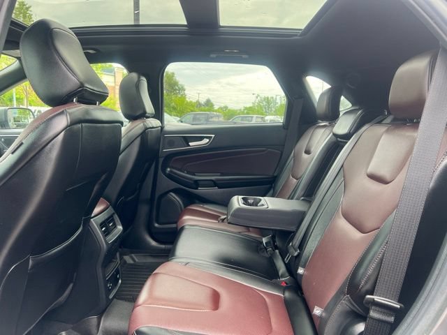 Used 2021 Ford Edge Titanium w/ Equipment Group 301A AWD/4WD image 19