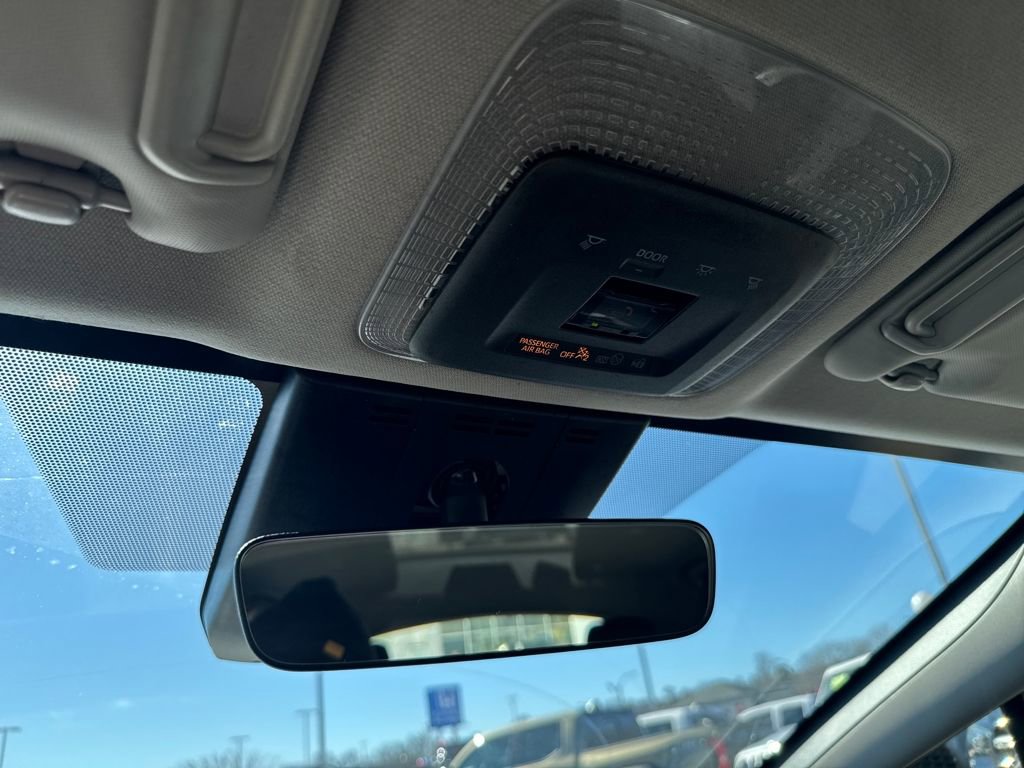 Used 2024 Toyota Prius LE image 26