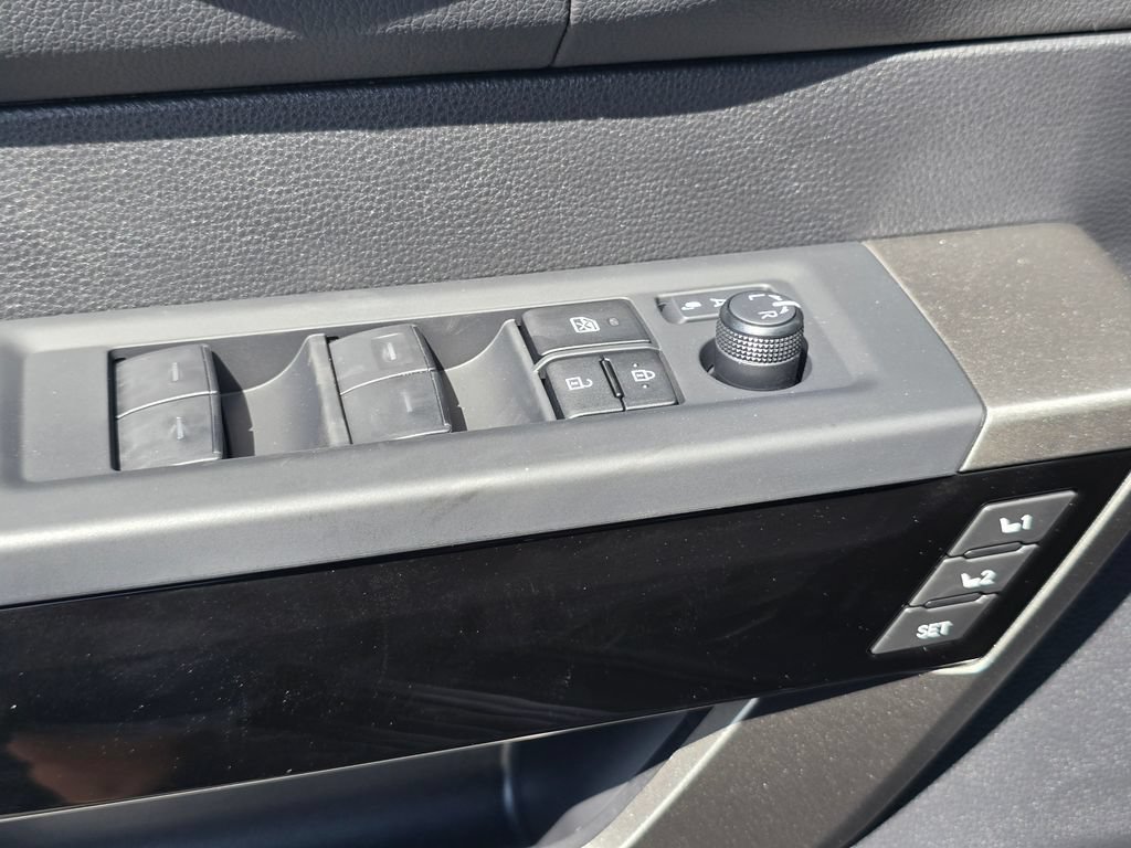 New 2026 Toyota Tundra Limited AWD/4WD image 27