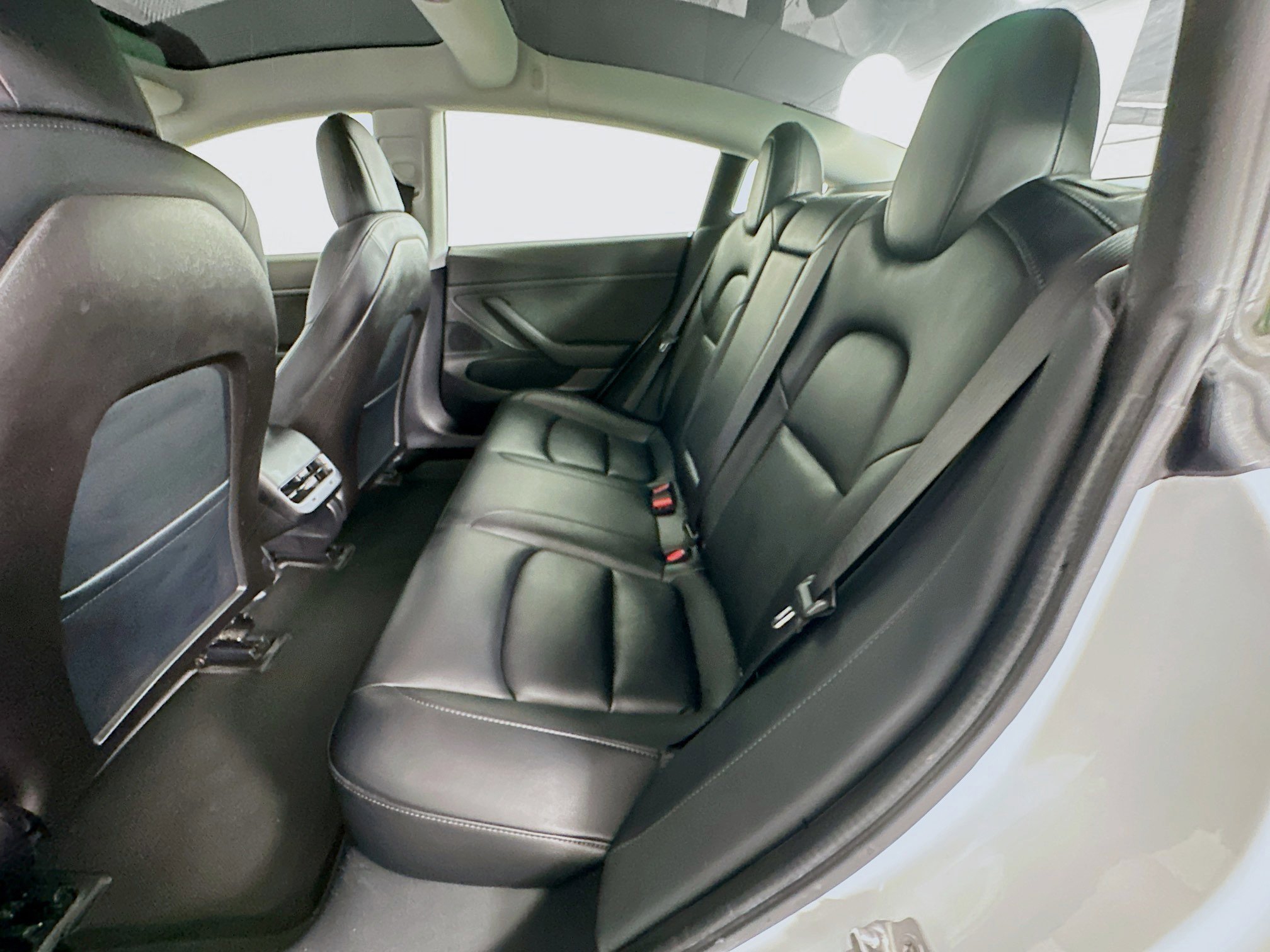 Used 2020 Tesla Model 3 Standard Range Plus image 27