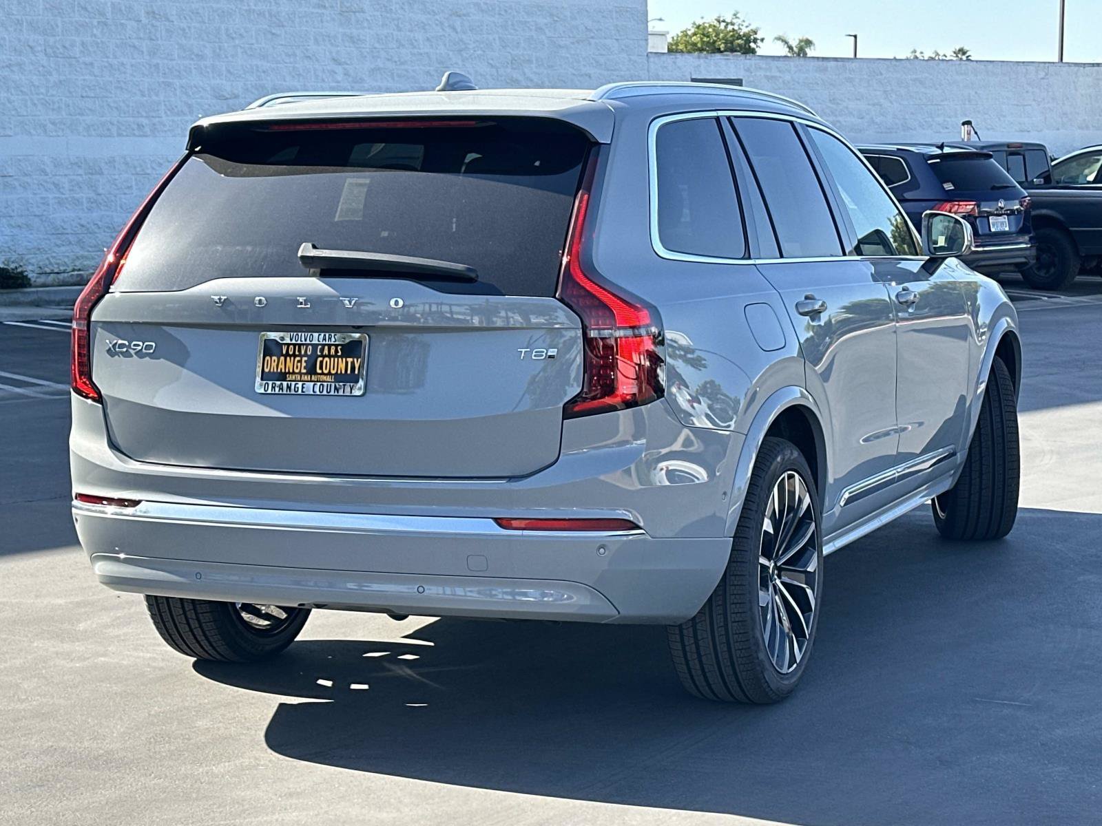 New 2026 Volvo XC90 T8 Plus AWD/4WD image 6