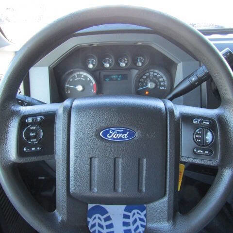 Used 2015 Ford F250 XL w/ Power Equipment Group image 11