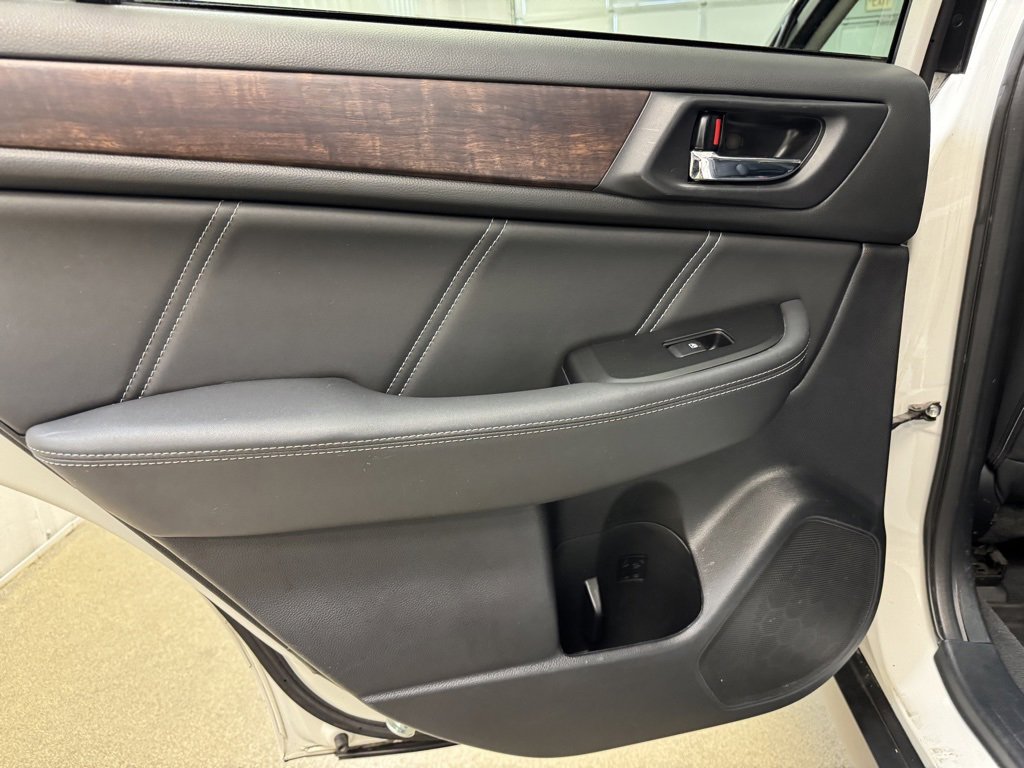 Used 2019 Subaru Outback 2.5i Limited image 15