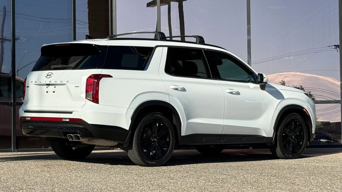 Used 2025 Hyundai Palisade XRT AWD/4WD image 12