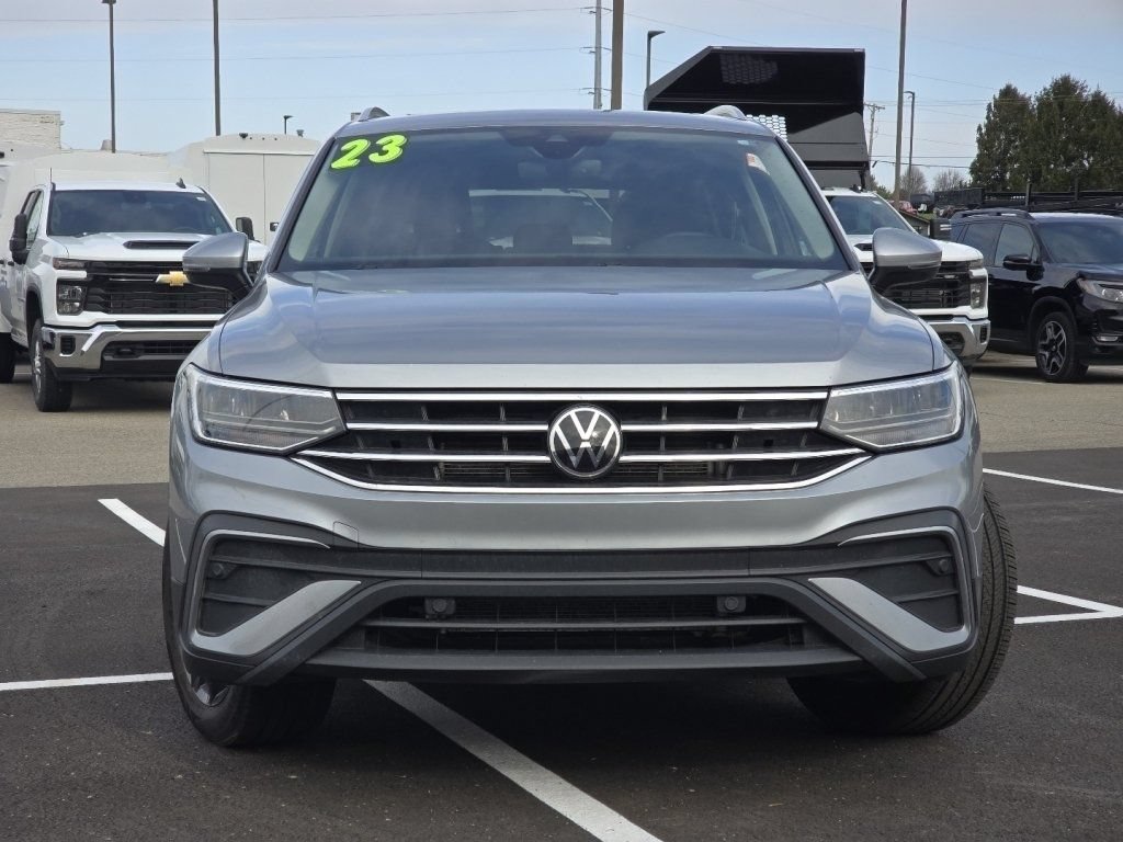 Used 2023 Volkswagen Tiguan SE AWD/4WD image 7