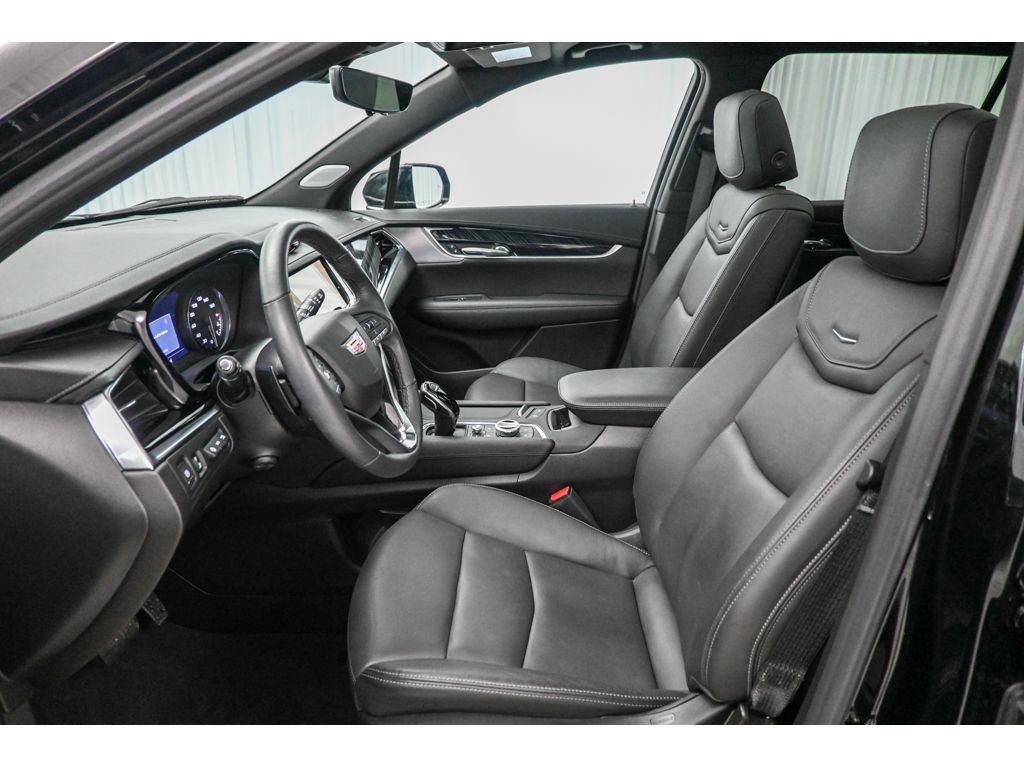 Certified 2023 Cadillac XT6 Premium Luxury w/ Technology Package image 10