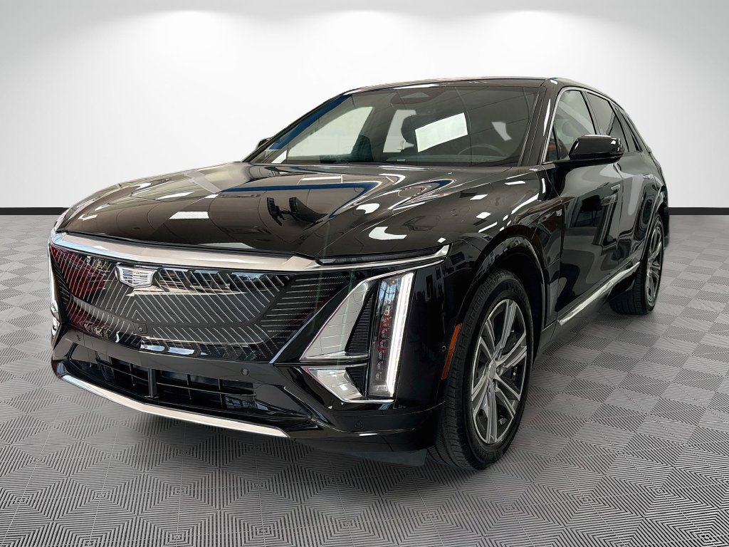 Used 2024 Cadillac Lyriq Luxury