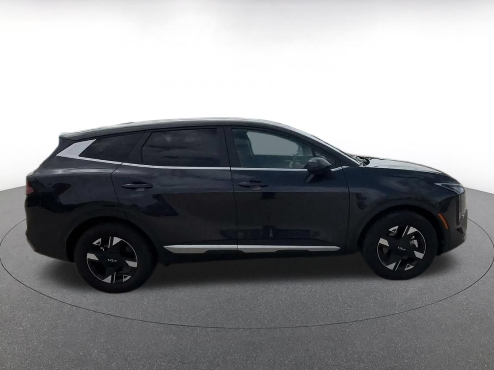 Used 2026 Kia Sportage LX FWD image 15