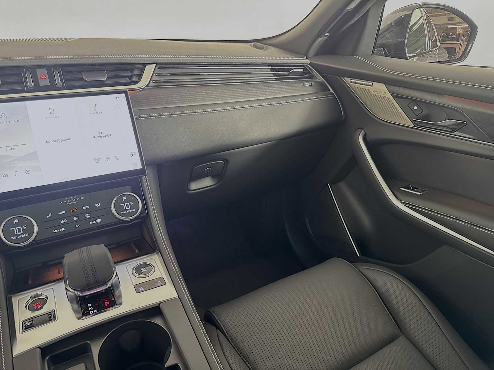 New 2026 Jaguar F-PACE R-Dynamic S image 22