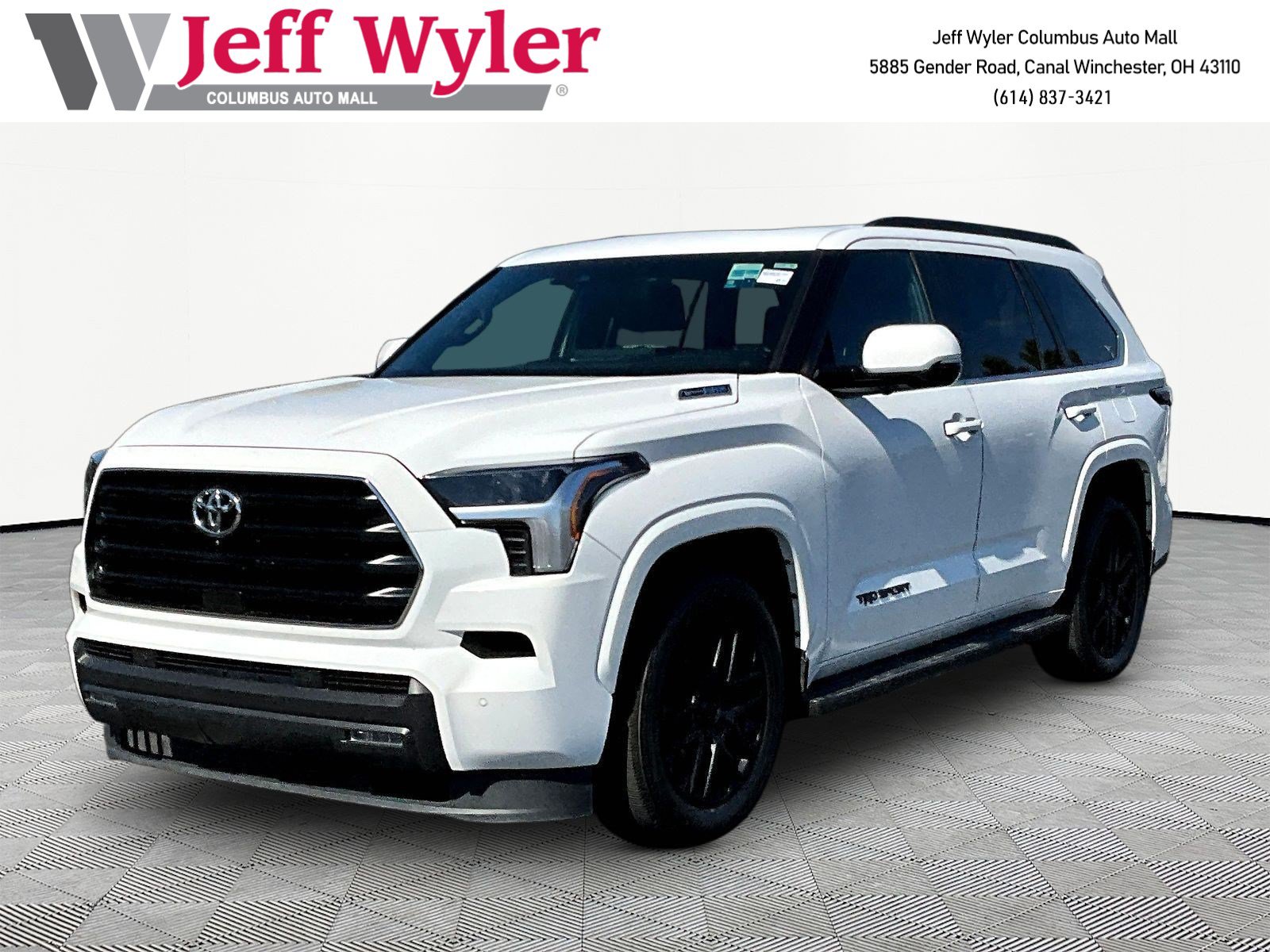 Used 2025 Toyota Sequoia SR5 w/ SR5 Premium Package AWD/4WD image 1