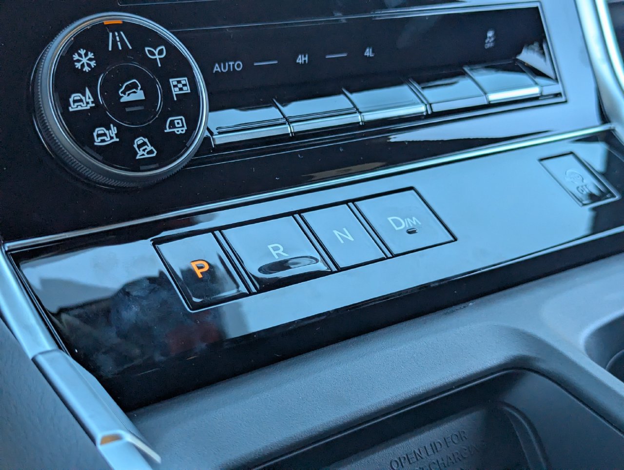 New 2027 Nissan Armada Platinum AWD/4WD image 21