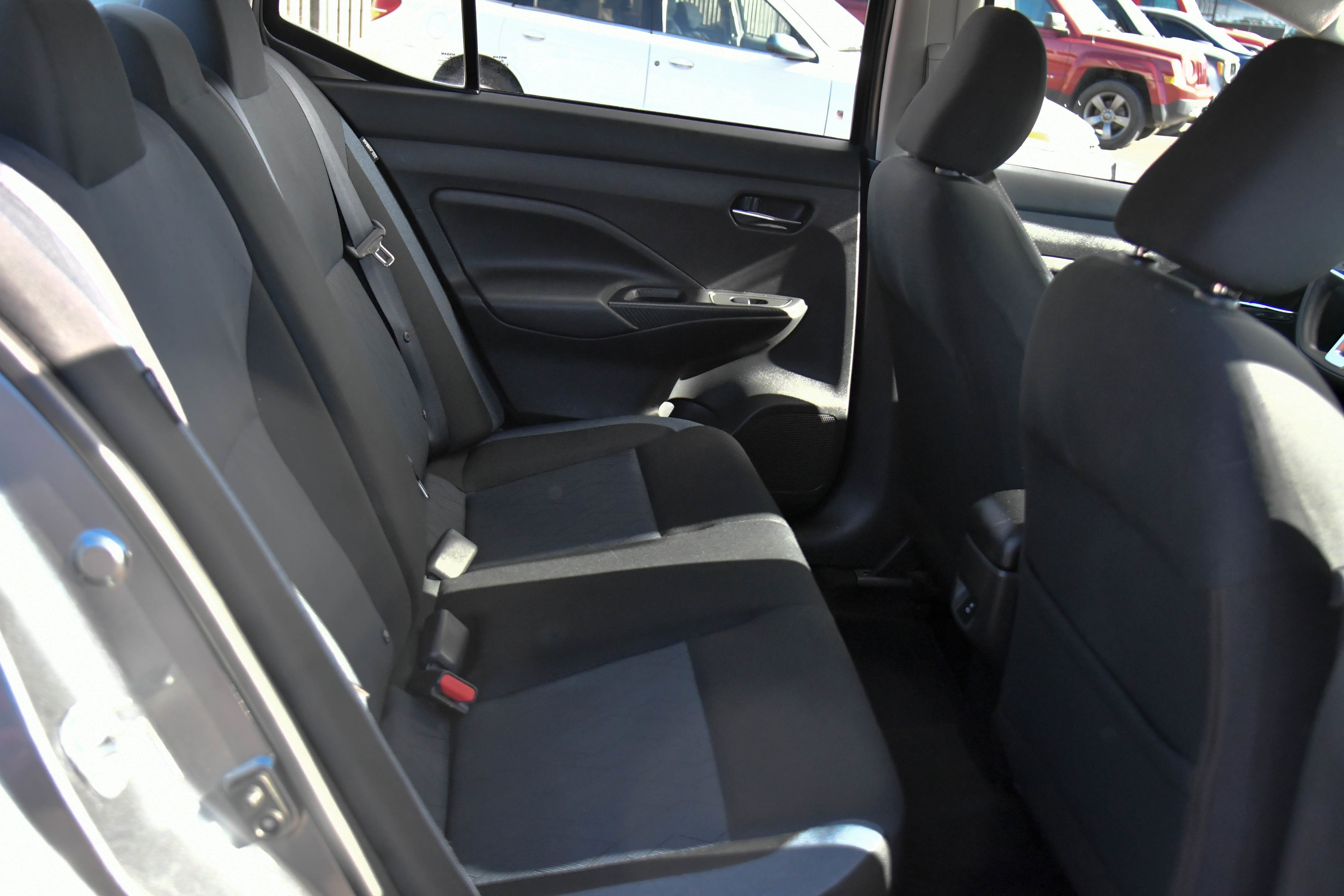 Used 2023 Nissan Versa SV FWD image 36