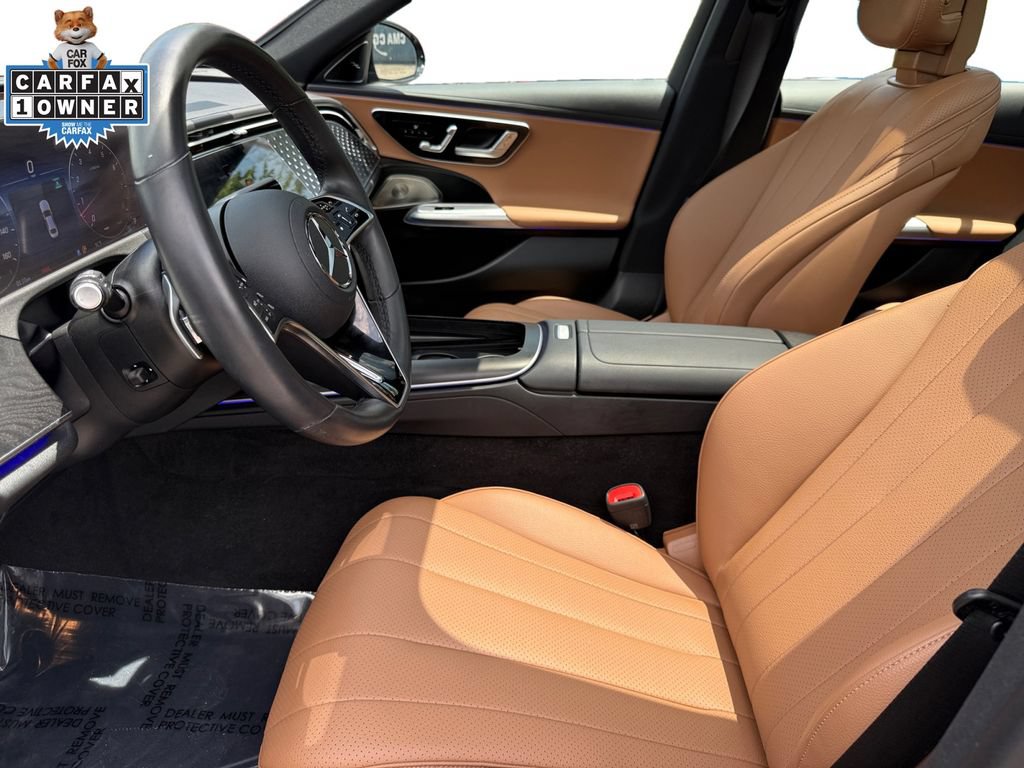 Used 2025 Mercedes-Benz E 350 4MATIC Sedan image 9
