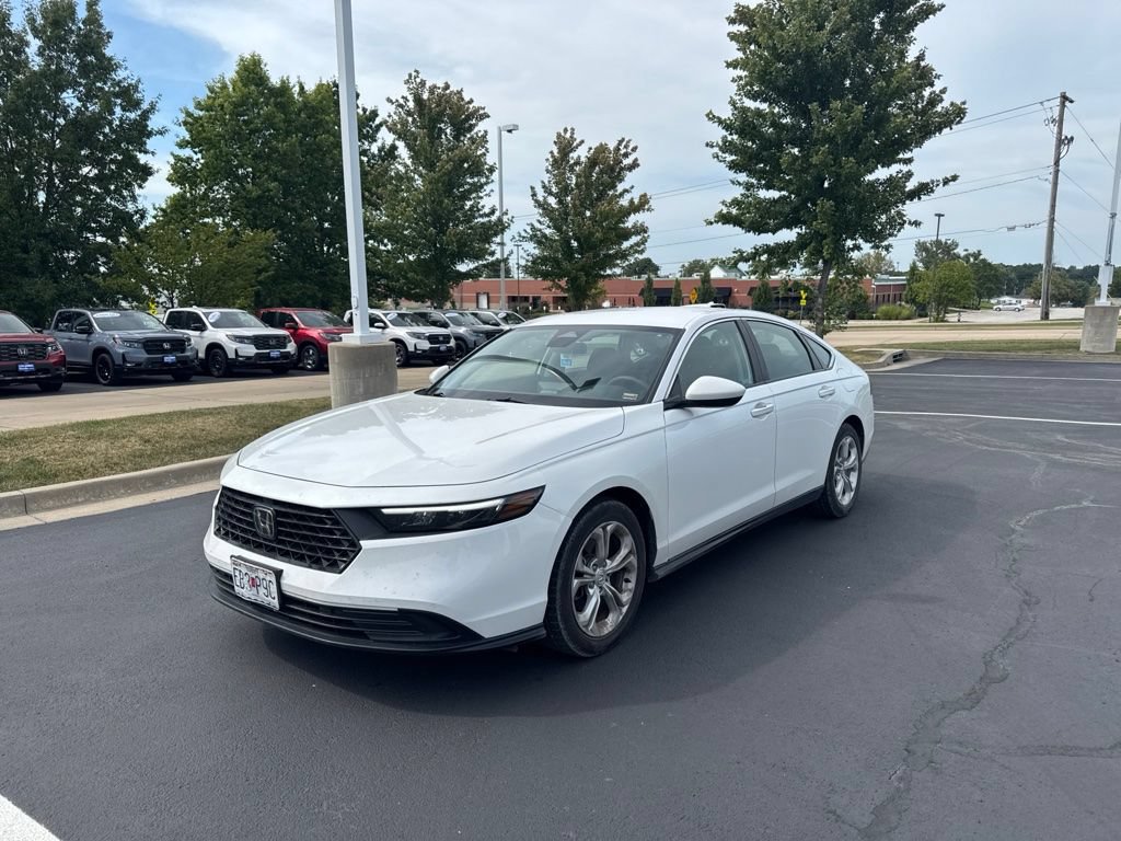 Used 2023 Honda Accord LX image 2