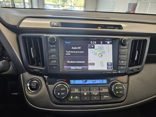 Used 2018 Toyota RAV4 XLE AWD/4WD image 24