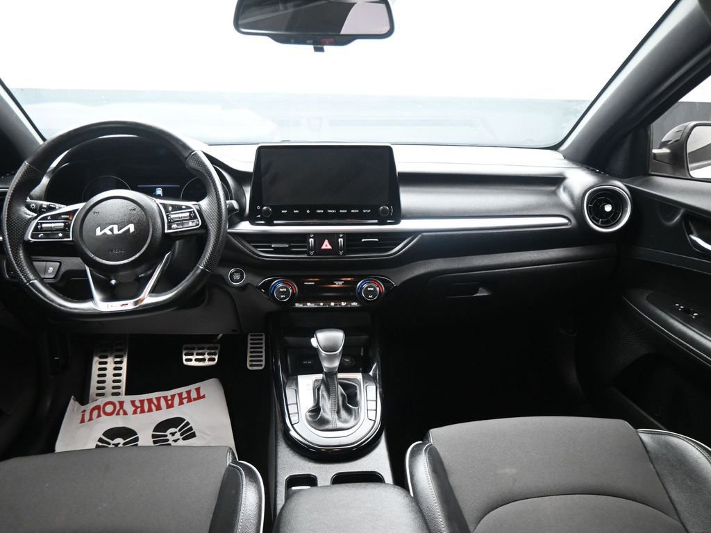 Used 2023 Kia Forte GT-Line w/ GT-Line Technology Package image 16