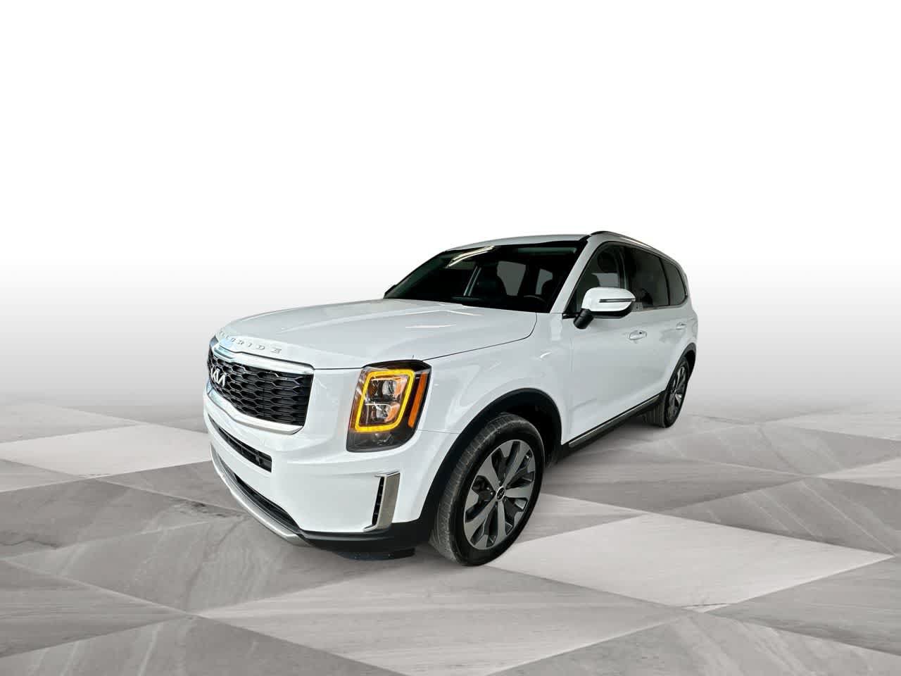 Used 2022 Kia Telluride EX w/ EX Premium Package FWD image 4