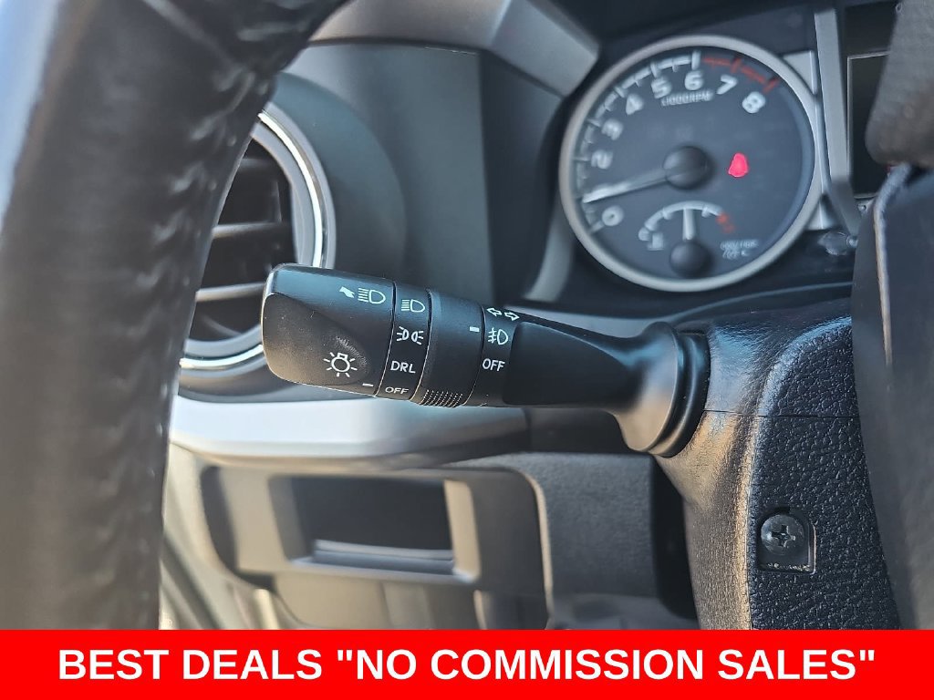 Used 2017 Toyota Tacoma SR5 w/ Tow Package RWD image 24