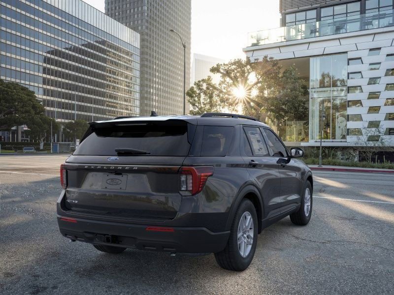 New 2026 Ford Explorer Active image 9